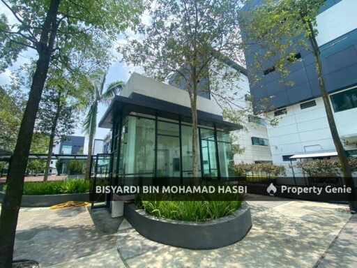 STAR CENTRAL 8 STOREY SEMI DETACHED BUILDING CYBERJAYA .