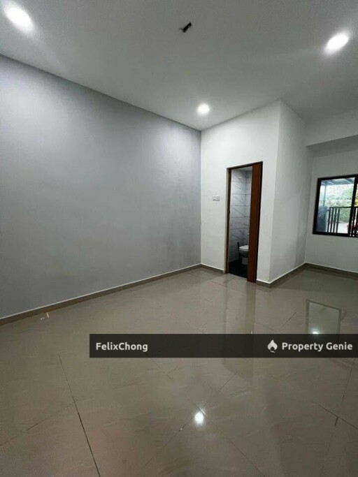Megah Ria 1 Sty Terrace,Jalan Dedaru,Johor Bahru,Renovated,Extend