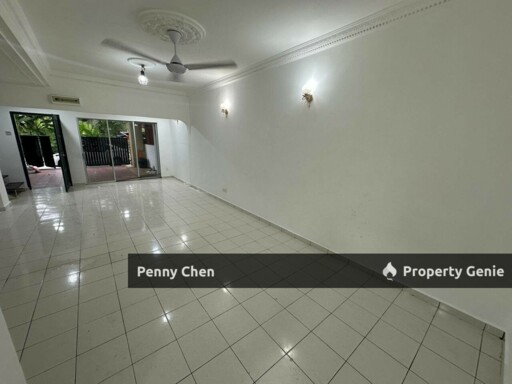 For Sale Taman Pakatan Jaya Double Storey Terrace House, Facing to Empty Land and Facing North, Nearby to Sunway Lost World