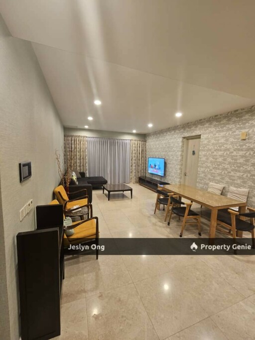 4 Bedrooms Condominium at Imperial Condominium for Rent
