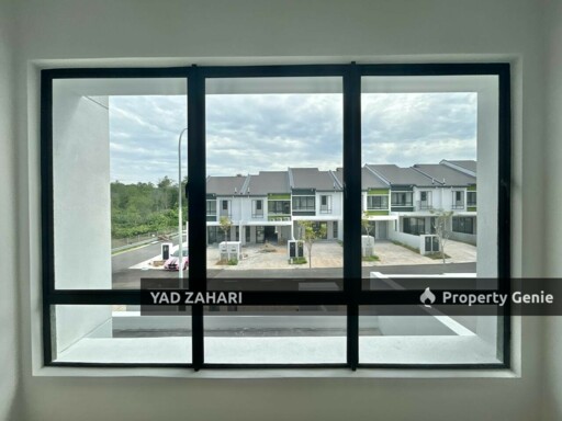 Balcony with View & Semi Furnished @ Lambaian Dua Residence, Kajang