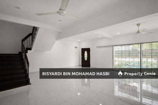 "Refurbished & Renovated" Double Storey Semi Detached House Taman Cuepacs, Batu 9, Cheras Selangor.