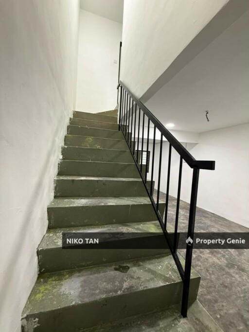 Jalan Molek 2Stry Renovated Taman Molek Johor Bahru
