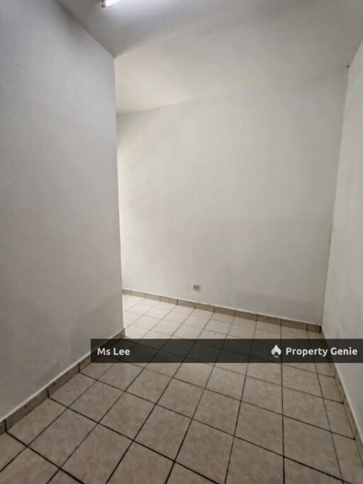 2 storey house-Mutiara Bukit Kemuning-Seksyen 25,Shah Alam -Ready Now