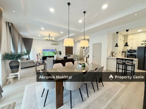 FULLY RENOVATED & PARTIALLY FURNISHED |  GAMUDA 25.7  Lucent Residence @ Twentyfive.7 Two storey Semi D Corner Lot (Cul De Sac)