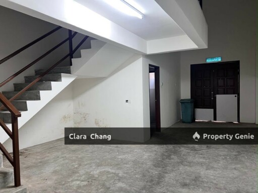 De Hoff Park @ Tmn Perindustrian Ulu Pulai 1.5 Storey Semi D Factory