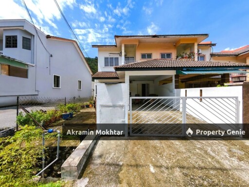 UKAY PERDANA 2 STOREY TERRACE ENDLOT