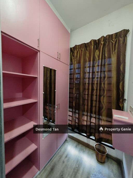 Redup Bandar Ainsdale , S2 Heights, Seremban 2 ( Facing Playground)