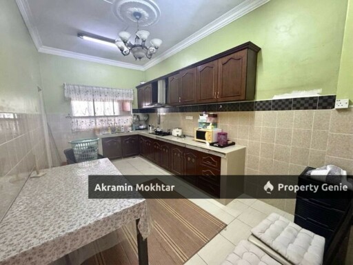 Freehold & Renovated | Double Storey Terrace Taman Prima Saujana Kajang