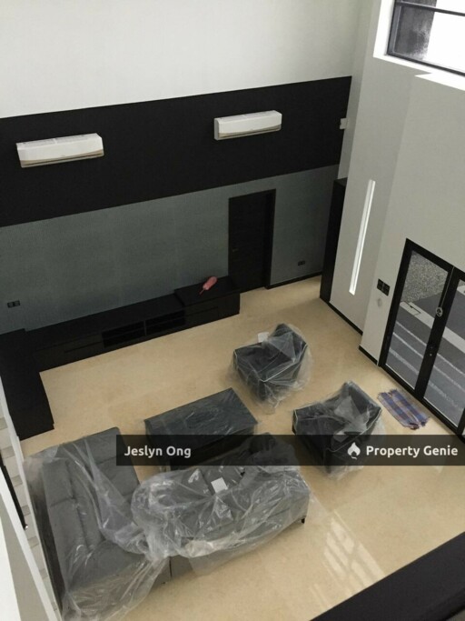 Bungalow House at Bandar Seri Alam (The Country Residency)