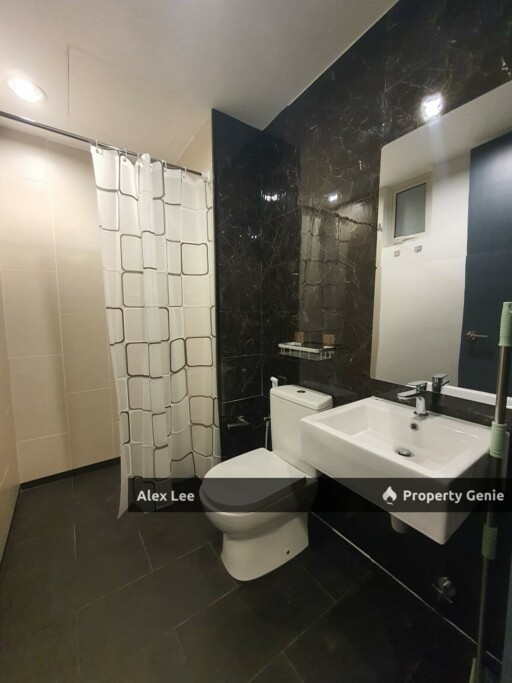 BIG size 1055 sqft with 3 bedrooms unit Opposite Velocity Mall to Sell Below Market Price with carpark