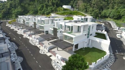 TREHAUS SEMI D VILLA