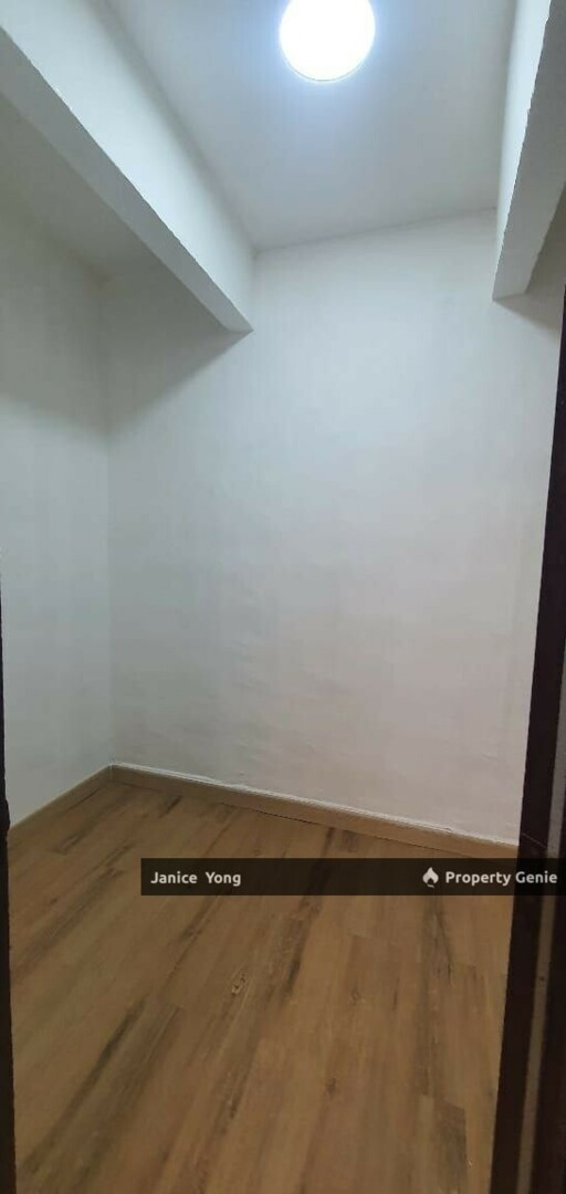Flat Taman Air Biru Pasir Gudang