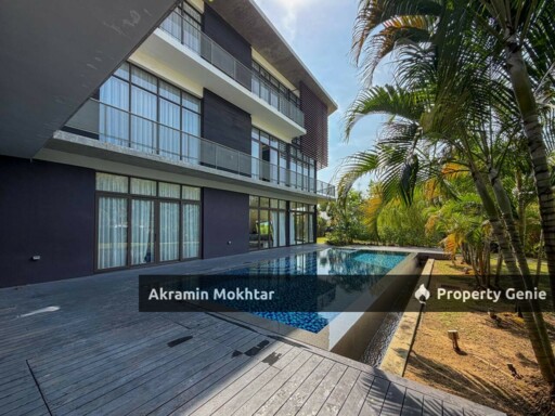 Corner Lot, Modern Design & Fully Furnished |  3 Storey Bungalow at Perdana Heights U10, Shah Alam