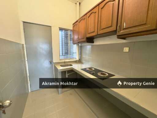 NEWLY REFURBISHED | FLAT TAMAN SRI MANJA TAMAN SRI MANJA, PETALING JAYA