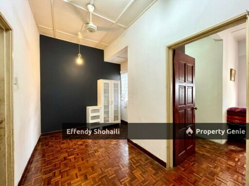 BANDAR SRI DAMANSARA SD10 TERRACE