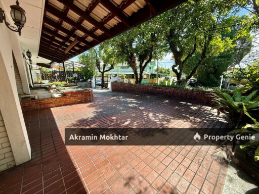 Freehold & Open Lot | Bungalow 2 Storey Kampung Tunku, Petaling Jaya.