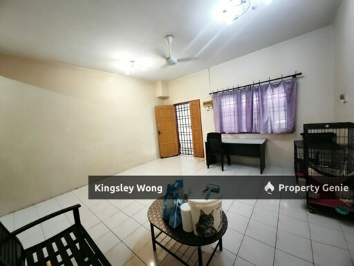 Taman Mas, Falim 2.5 Storey Terrace House Near Menglembu First Garden Basic Condition