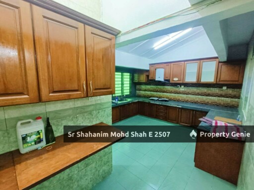 Double Storey Taman Pinggiran Batu Caves.