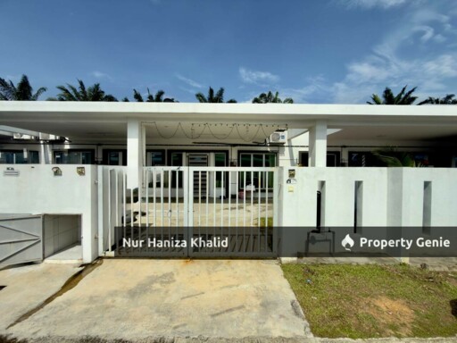 Single Storey Terrace, Taman Sungai Pinang, Pulau Indah Klang Selangor.