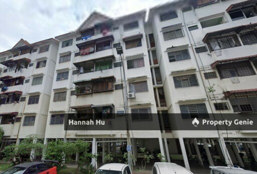 Gugusan Cempaka Walk up Apartment Near MRT station
