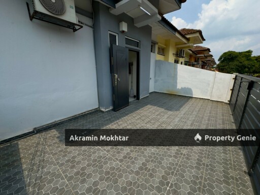 FULLY RENOVATED & FULLY FURNISHED | 2-STOREY TERRACE END LOT TAMAN PUCHONG UTAMA, PUCHONG