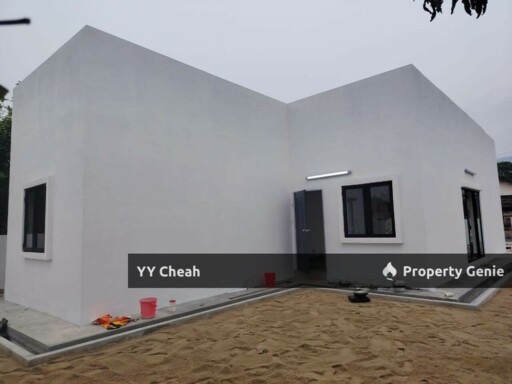 Menglembu Ipoh Single Storey New Bungalow For Sale, Leasehold 2123, 3 Rooms 3 Bathrooms