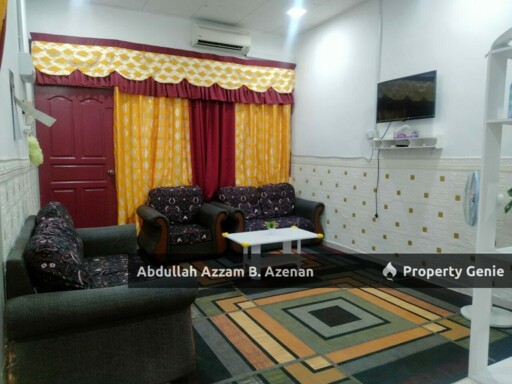 Semi D HomeStay Taman Serai Wangi