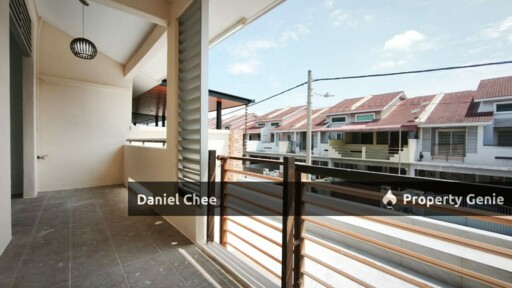 Botani Double Storey Terrace House For Rent