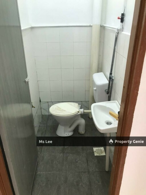 2 Storey house-Bandar Armada Putra @ Pulau Indah,Port Klang-Ready 31/10