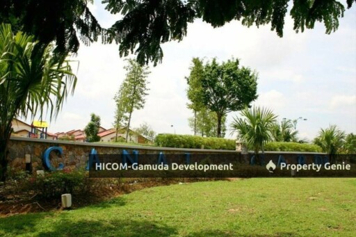 Canal Gardens