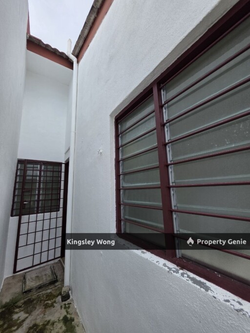 Botani Freehold Facing Field Single Storey Terrace House Renovated Unit