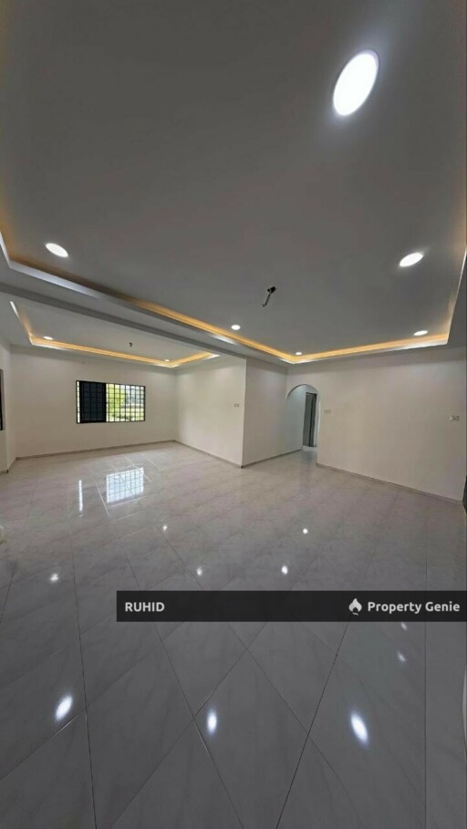 (End Lot) SINGLE STOREY - TAMAN KULAI BESAR