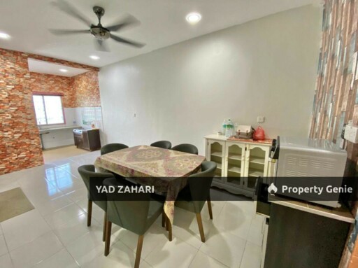 Taman Meru, Klang | Single Storey Terrace 4 Bedrooms | RM420K - Renovated With Mini Swimming Pool Unit And Facing Open