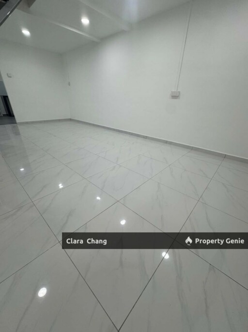 Taman Kluang Barat Fully Renovated Double Storey Low Cost House