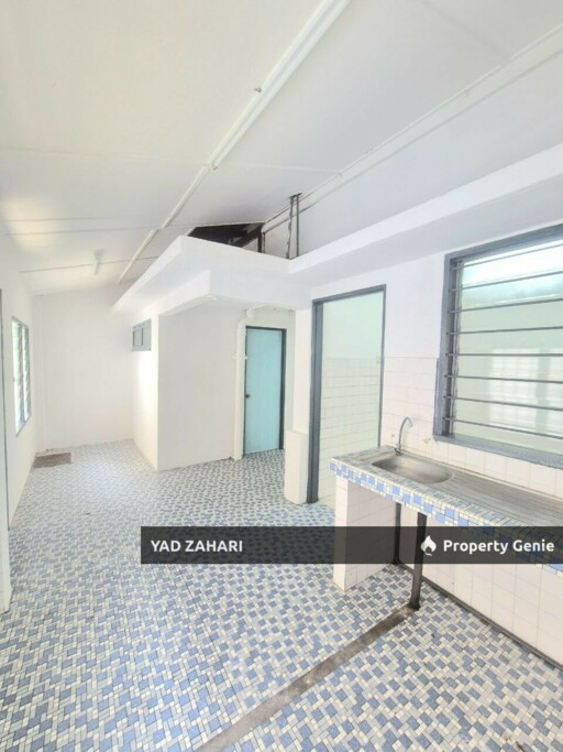 Seksyen 10, Shah Alam | 2-Storey Terrace 4 Bedrooms | RM649K - Refurbished, Facing Open & Renovated