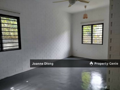 Single Storey Bungalow-Lorong Melati-near Taman Masguinine Square, Sg Buloh