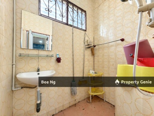 Taman Kolam Air / JB Town / Double Storey Terrace