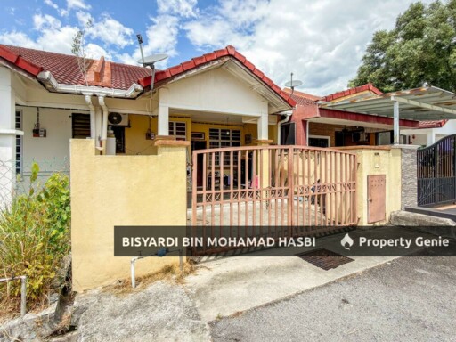 Fully Extended Single Storey Terrace, Taman Dato Demang, Seri Kembangan