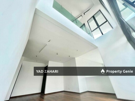 Taman Universiti, Bangi | Bungalow 7 Bedrooms | RM1.6M - Roof Solar Panel Ready, Nearby UKM and Strategic Location