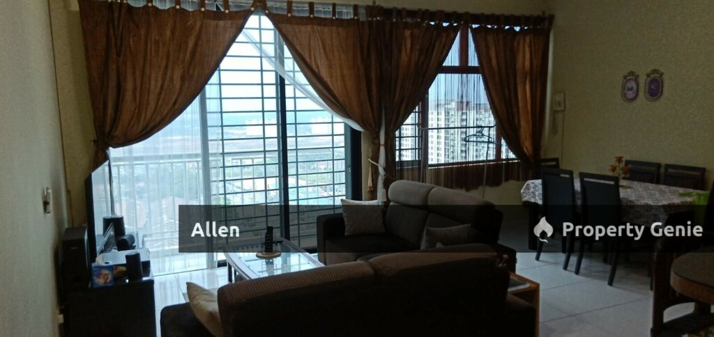 High-Floor Renovated Corner Unit at Sky Executive Suite, Bukit Indah – Walk to Lotus, Aeon & More!