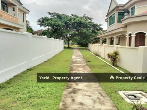 Semi D, Taman Warisan Indah, Kota Warisan