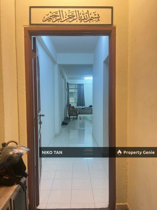 Apartment Bayu Puteri 1 With Strategic Location For Sale