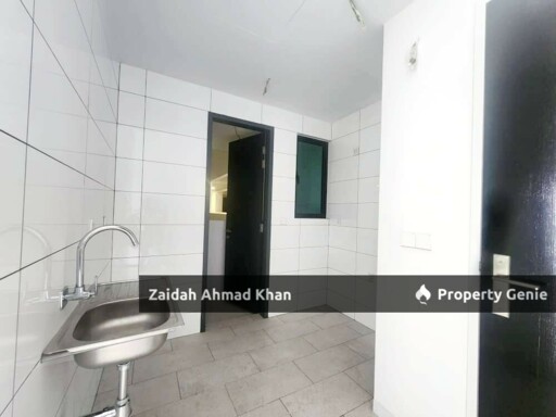 THE VALLEY SKYSIERRA SETIAWANGSA KUALA LUMPUR 3 BEDROOM 2 CAR PARK WALKING DISTANCE TO LRT FACING KL LEVEL 15 GOOD VIEW FROM BALCONY