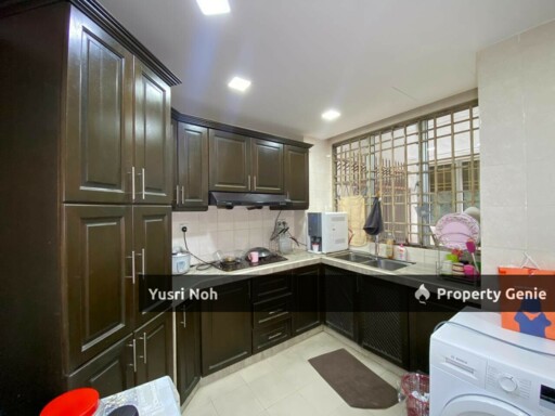 GROUND FLOOR VILLA WANGSAMAS CONDOMINIUM (WITH EXCLUSIVE 500sf SPACIOUS GARDEN) WANGSA MAJU KL FOR SALE