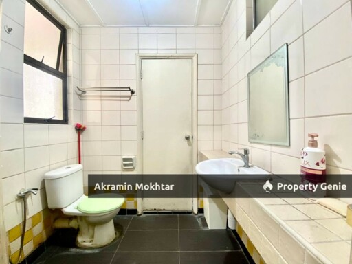 Corner Unit & 2 Parking | Armanee Condominium Damansara Damai, Petaling Jaya