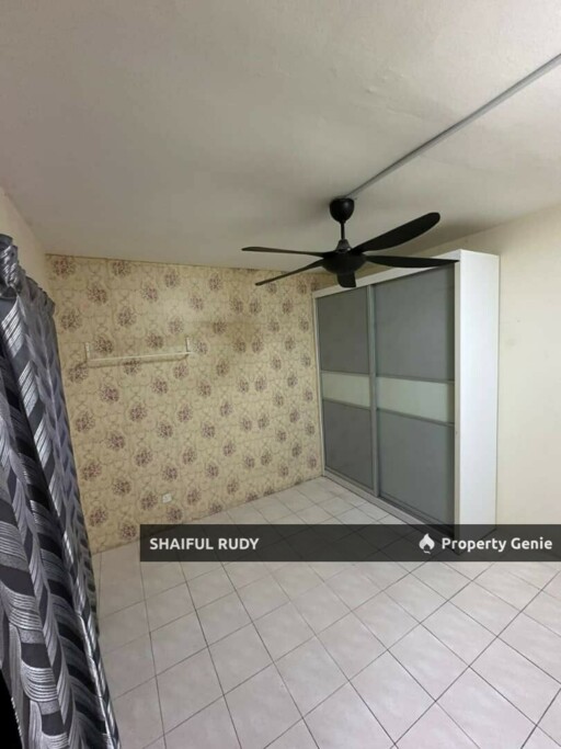 Want to Let. Lakeview Apartments Batu Caves
