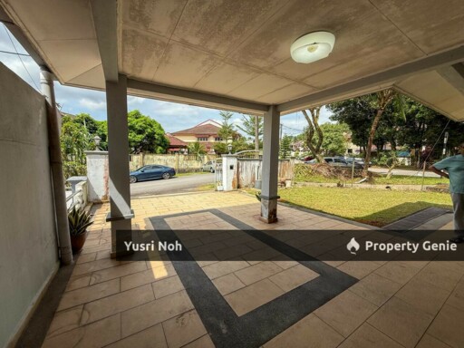 Corner Lot Double Storey Taman Saujana Puchong SP10
