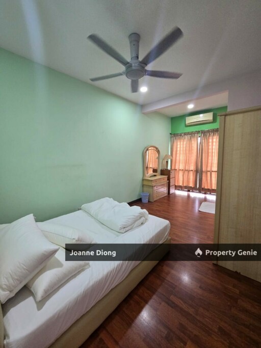 Double Storey House-Taman Puchong Hartamas