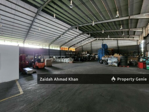 WareHouse Subang Jaya Mature and Strategic Location